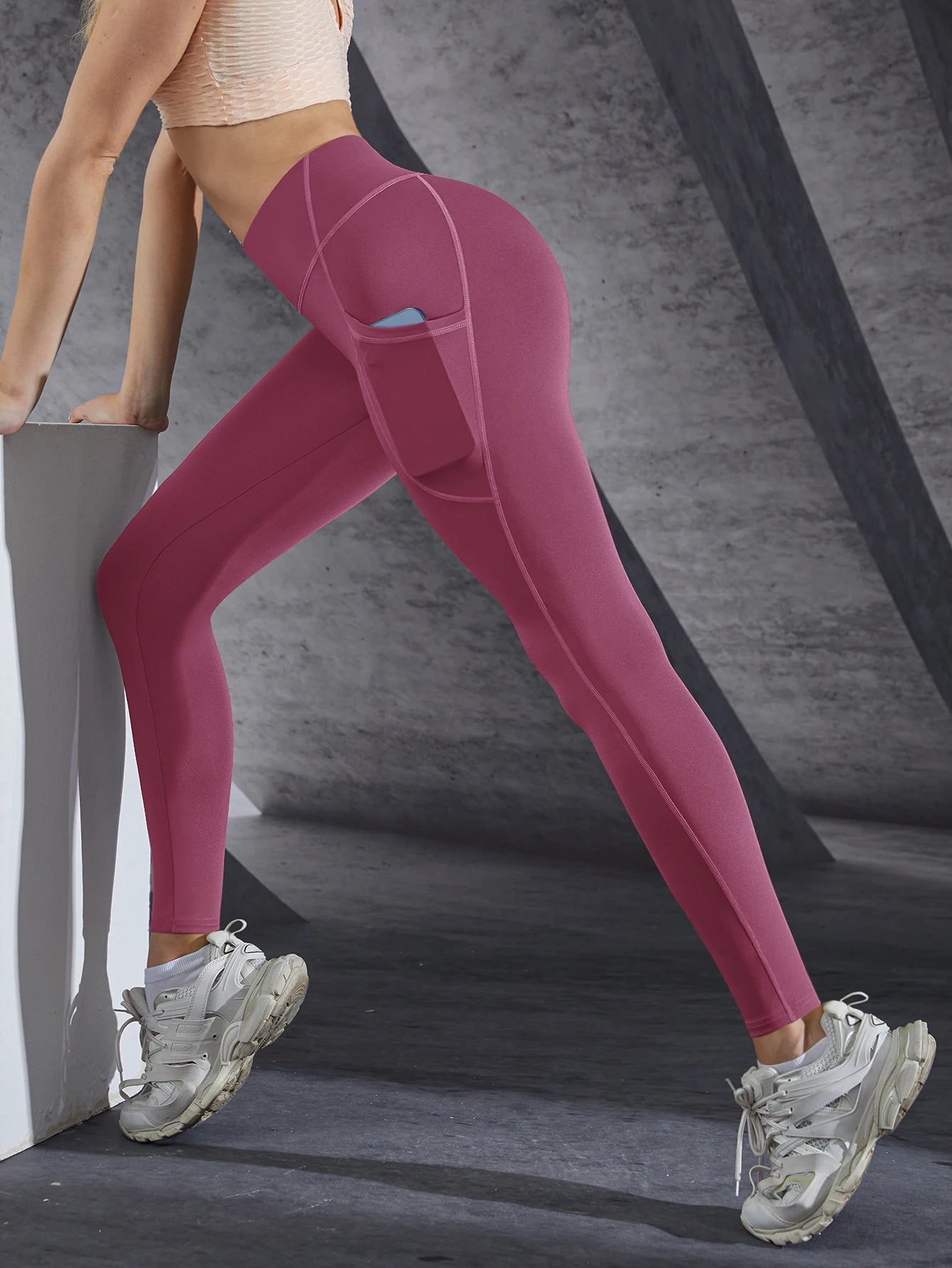 High-Waisted Workout Leggings with Pockets