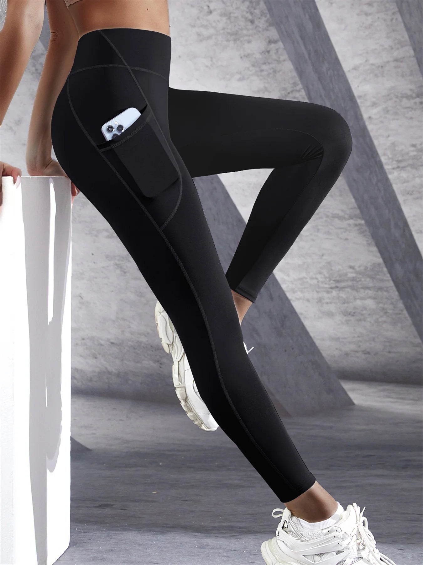 High-Waisted Workout Leggings with Pockets